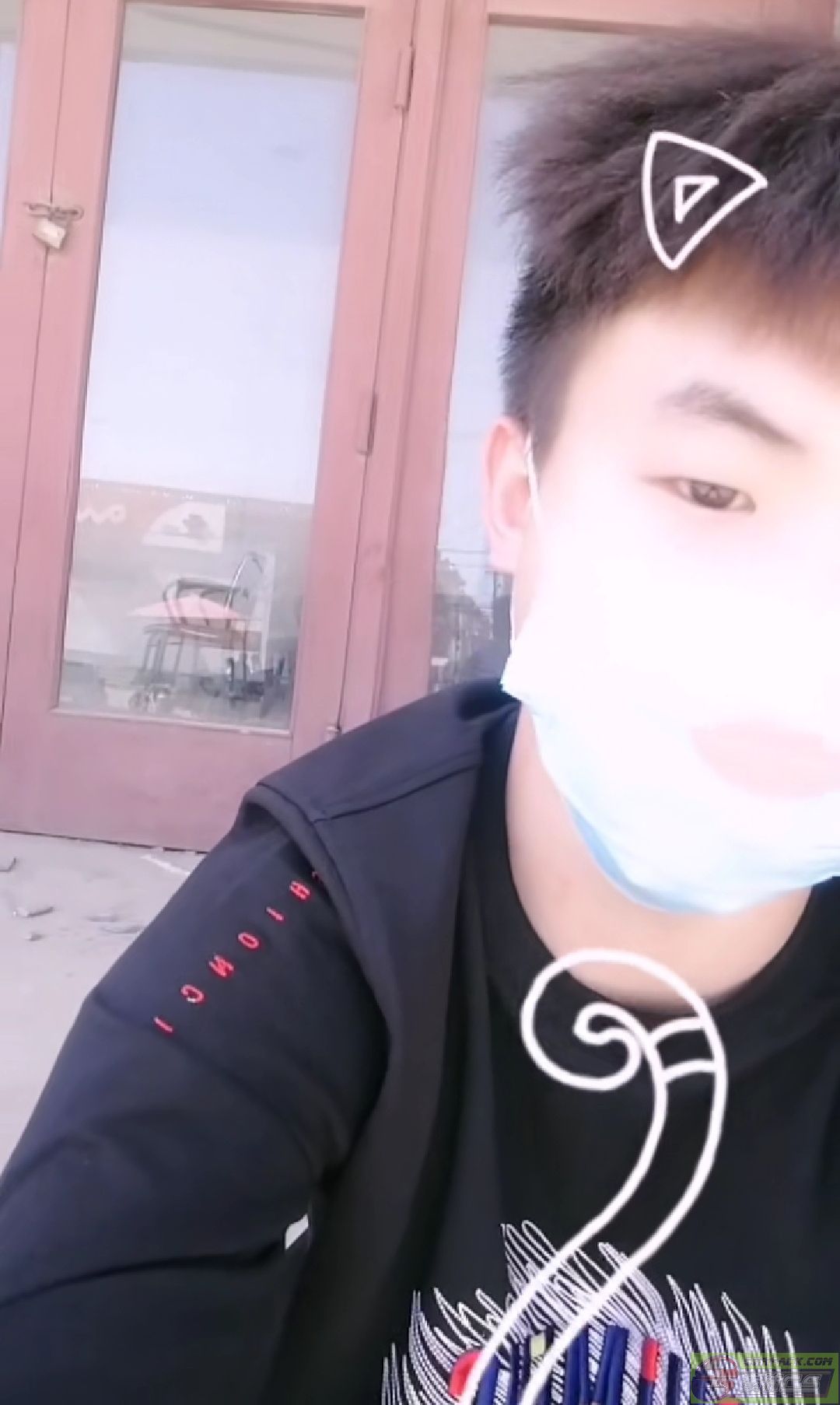 dvubb 图片点击可在新窗口打开查看