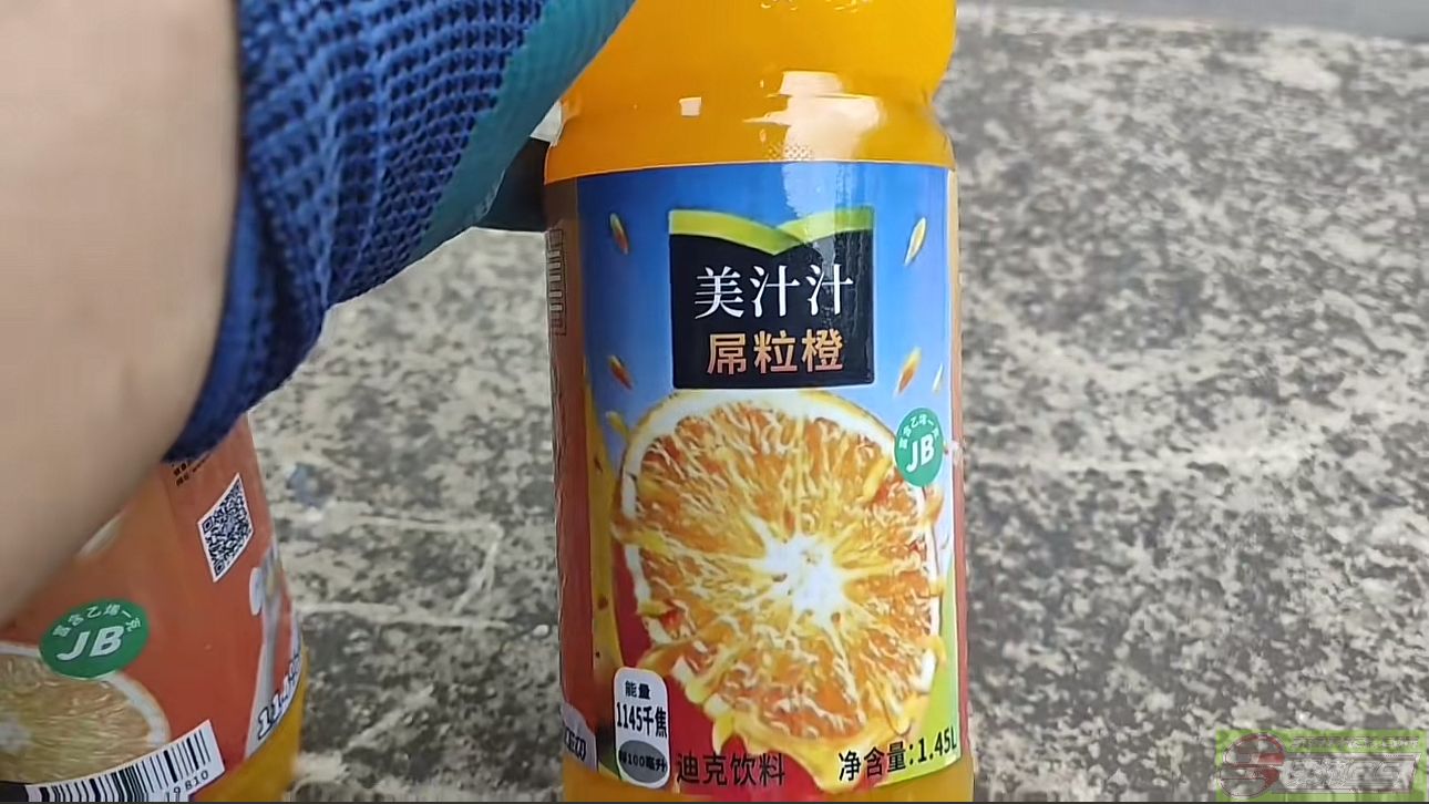 dvubb 图片点击可在新窗口打开查看